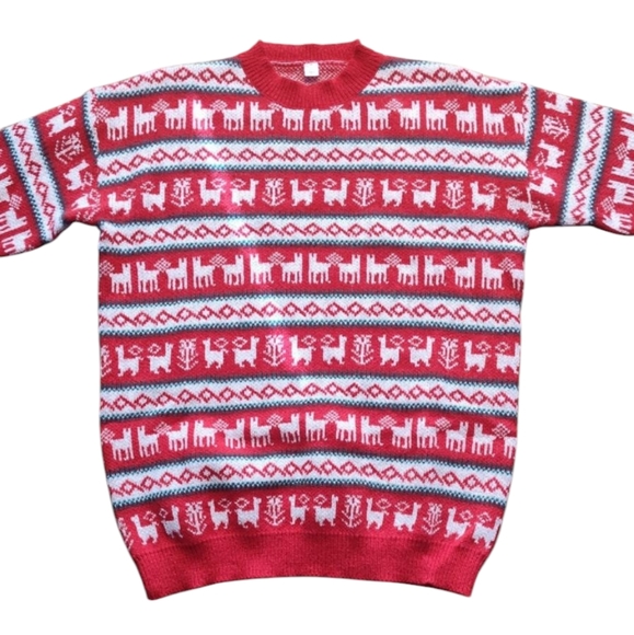 Mens XL Red and White And Green Reindeer Pattern Sweater New No Tags - Picture 1 of 8